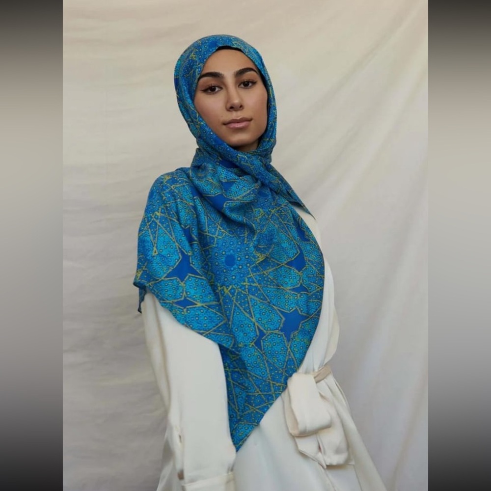 ISO!! VELA Afghan firoza anyone ?